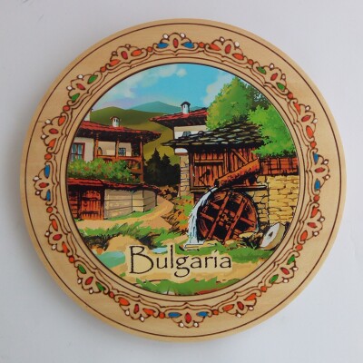 Чинии с пирография от село Орешак