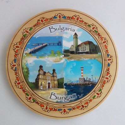 Дървена чиния Бургас пирография