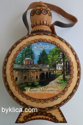 Бъклица Троянски манастир с вградена бутилка
