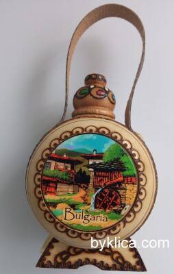 Бъклица сувенир със стари къщи