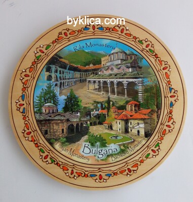Чиния от дърво с пирография МАНАСТИРИ