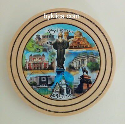 Чиния сувенир от дърво СОФИЯ