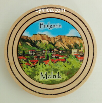 Чиния сувенир от дърво МЕЛНИК