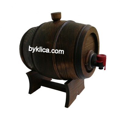 Дървено буренце с дърворезба