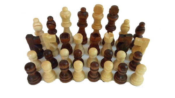 10лв. Фигури за шах